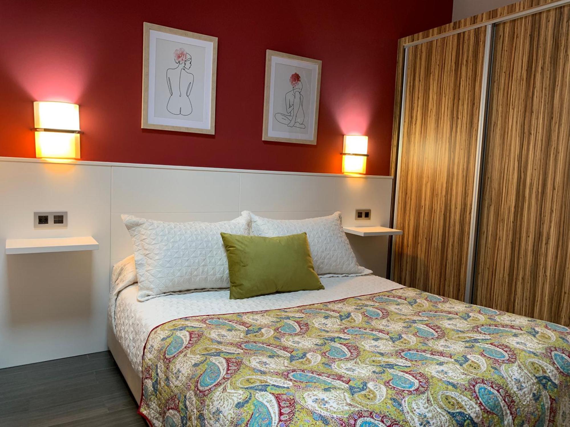 Ituren Tresanea Apartamentos מראה חיצוני תמונה